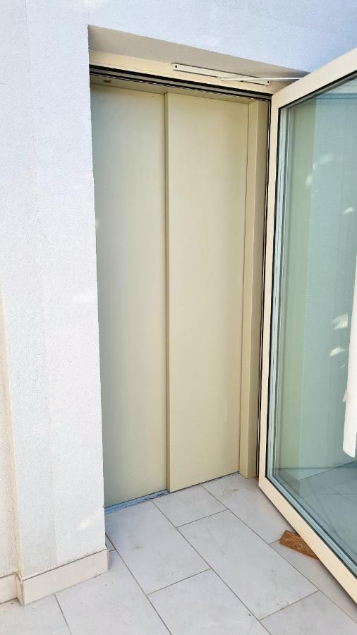 Juwel Apartments Krakow Z Widokiem Na Wawel Ap 47 Cracóvia Exterior foto